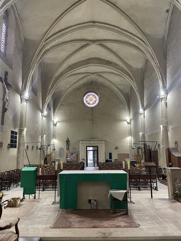 merillon-electricite-climatisation-photovoltaique-borne-de-recharge-bernis-nimes-eglise-milhaud-calvisson-01
